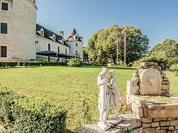 Riverside Charm in Perigord Noir