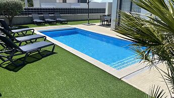 Luxury Villa With Private Pool