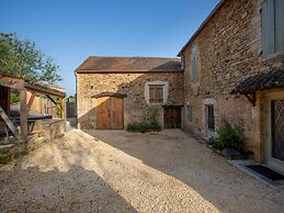 Dreamy Retreat in Loubejac