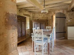 Dreamy Retreat in Loubejac