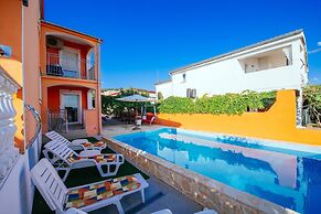 Beautiful Holiday Home in Maslenica Near Beach