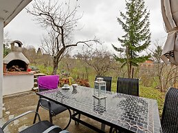 Delightful Holiday Home in Havidić Selo with Garden
