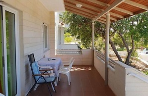 Opulent Villa With Balcony