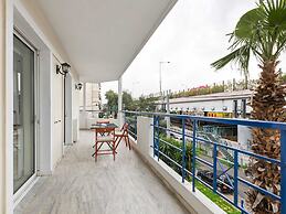 Homely Apartment in Piraeus With Balcony