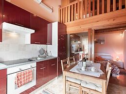 Pleasant Holiday Home in Polača with Swimming Pool