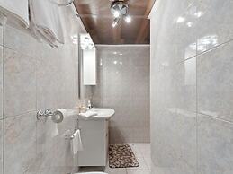 Pleasant Holiday Home in Polača with Swimming Pool