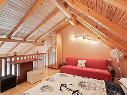 Pleasant Holiday Home in Polača with Swimming Pool