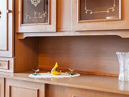 Apartment With Pool in Tuoro sul Trasimeno