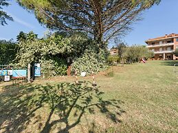 Apartment With Pool in Tuoro sul Trasimeno