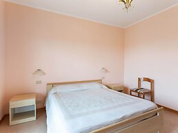 Apartment With Pool in Tuoro sul Trasimeno