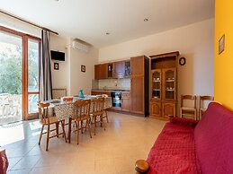 Spacious Lakefront Apartment