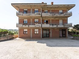 Apartment in Tuoro sul Trasimeno With Pool