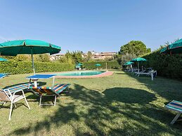 Apartment in Tuoro sul Trasimeno With Pool