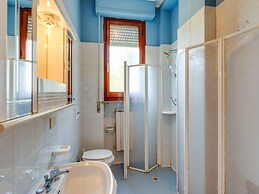 Apartment in Tuoro sul Trasimeno With Pool