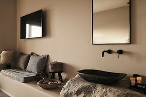 Amyth of Mykonos Agios Stefanos