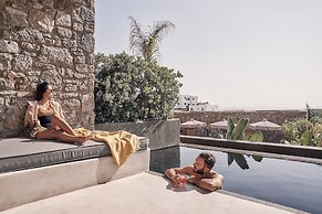 Amyth of Mykonos Agios Stefanos