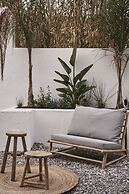 Amyth of Mykonos Agios Stefanos