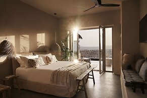 Amyth of Mykonos Agios Stefanos