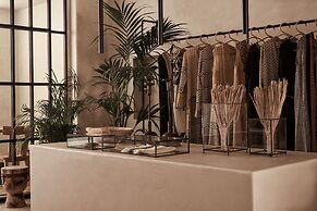 Amyth of Mykonos Agios Stefanos