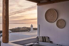 Amyth of Mykonos Agios Stefanos