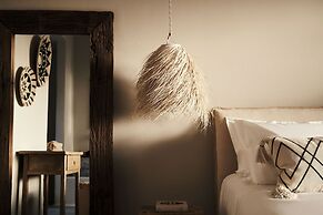 Amyth of Mykonos Agios Stefanos