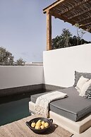 Amyth of Mykonos Agios Stefanos