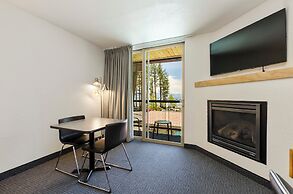 Firelite Lodge