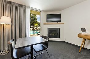 Firelite Lodge