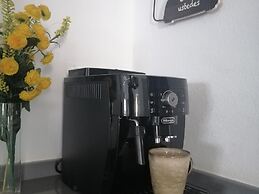 Belvilla by OYO Blissful Villa With Private Pool