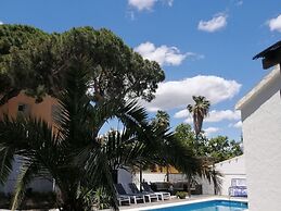 Belvilla by OYO Blissful Villa With Private Pool