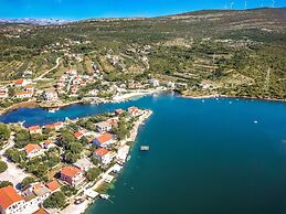 Holiday Home in Krusevo With Garden