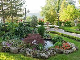 Villa in Tagliacozzo With Pool