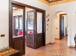 Villa in Tagliacozzo With Pool