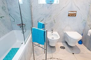 Attractive Villa in Salir Do Porto