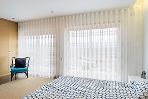 Attractive Villa in Salir Do Porto