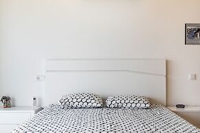 Attractive Villa in Salir Do Porto