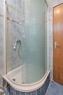 Homely Apartment in Vir With Balcony