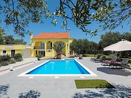 Holiday Home in Policnik With Pool