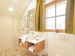 Cozy Chalet in Weisspriach With Terrace
