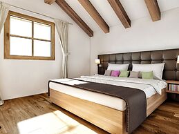 Cozy Chalet in Weisspriach With Terrace