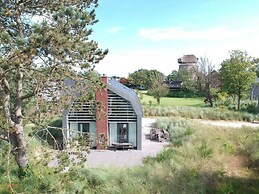 Beautiful Holiday Home Near the sea