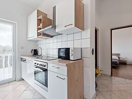 Modern Apartment in Vir With Balcony