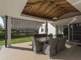 Seaside Villa in Zadar With Swimming Pool