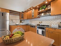 Seaside Villa in Zadar With Swimming Pool