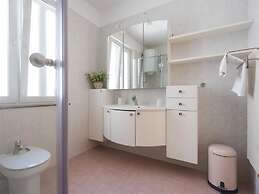 Seaside Villa in Zadar With Swimming Pool