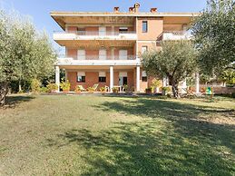 Tuscan Retreat by Lake Trasimeno