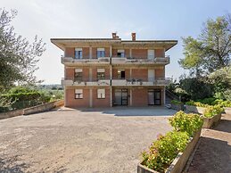 Apartment With Swimming Pool Near Lake Trasimeno