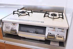 SHIGUWA ONNA Mishuku Onna 1F