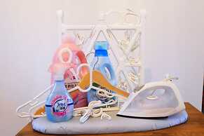 SHIGUWA ONNA Mishuku Onna 1F