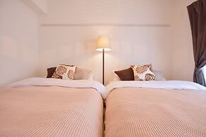 SHIGUWA ONNA Mishuku Onna 1F